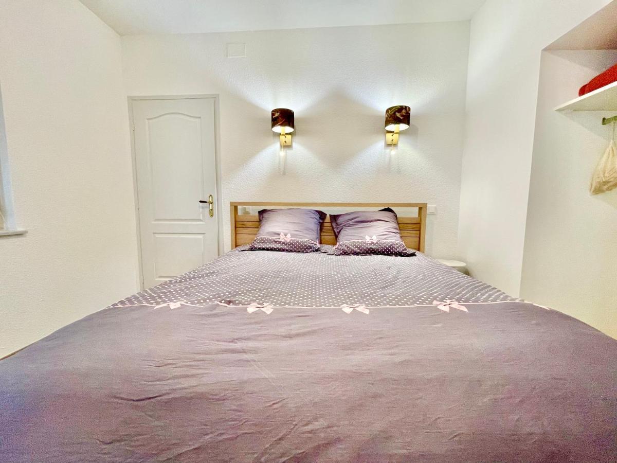 Appartamento Colmar - Le Nichoir - Centre Historique - Parking Gratuit - Box Velo & Poussette Esterno foto